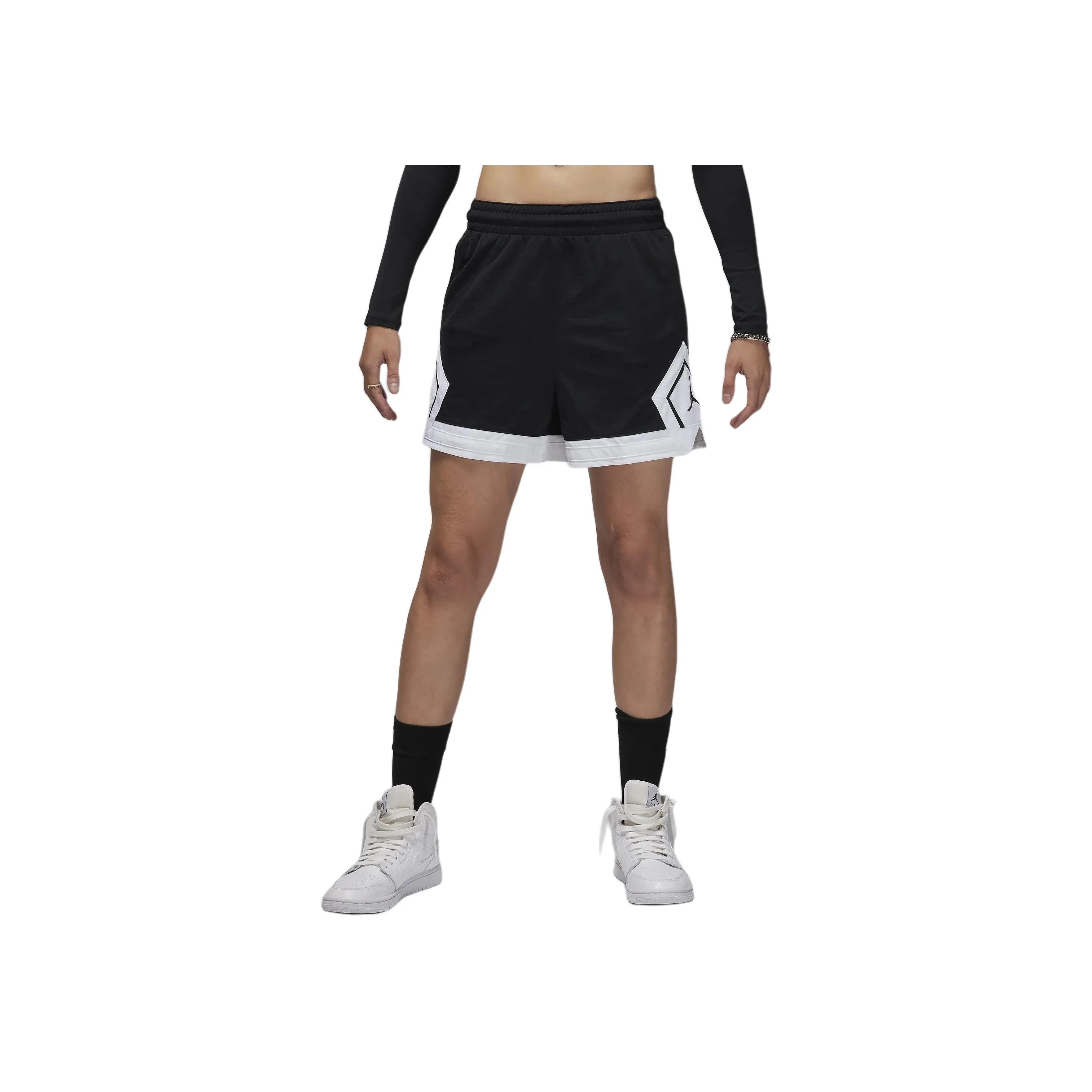 Jordan Sport Women's 4' Diamond Shorts