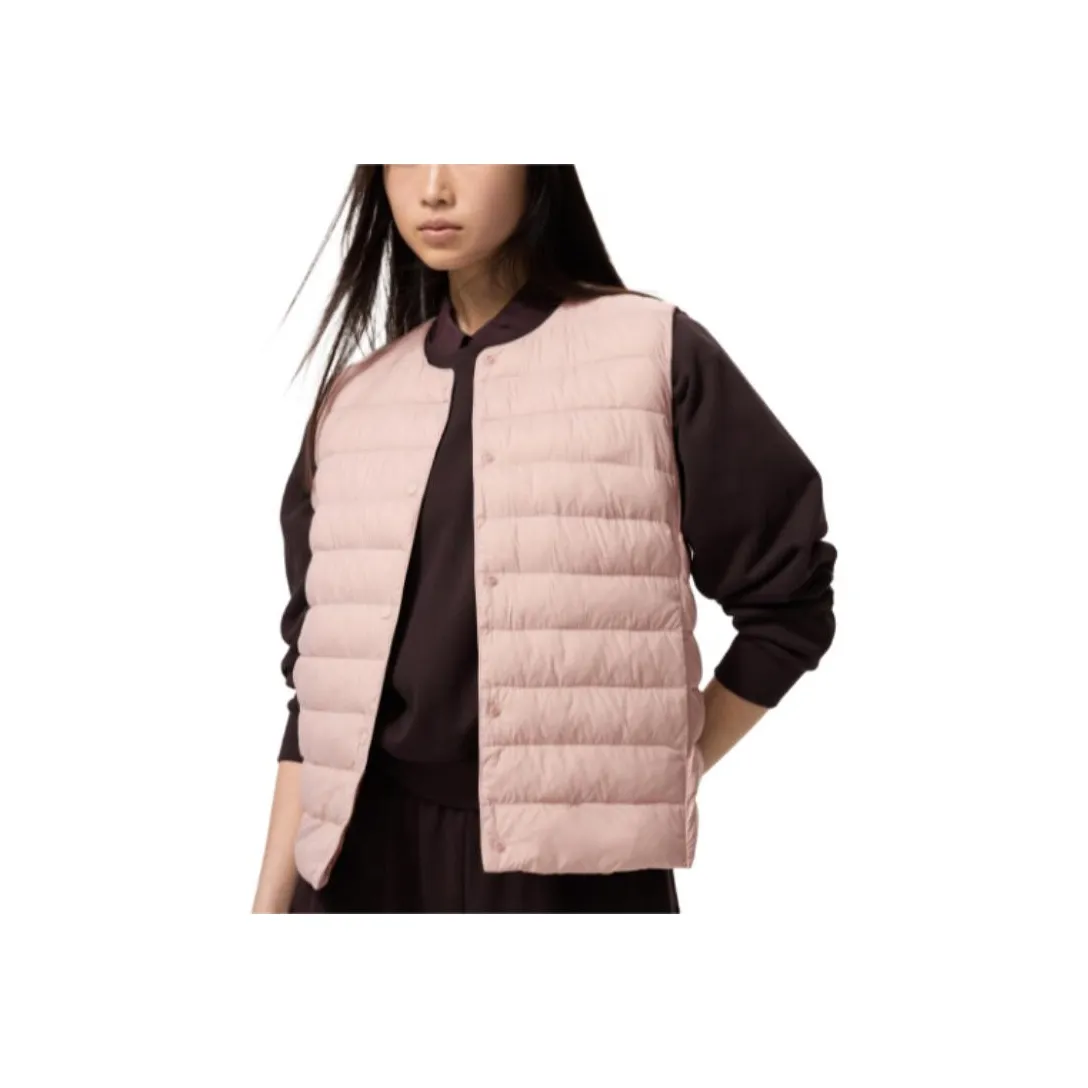 UNIQLO Розовые Женские Жилеты