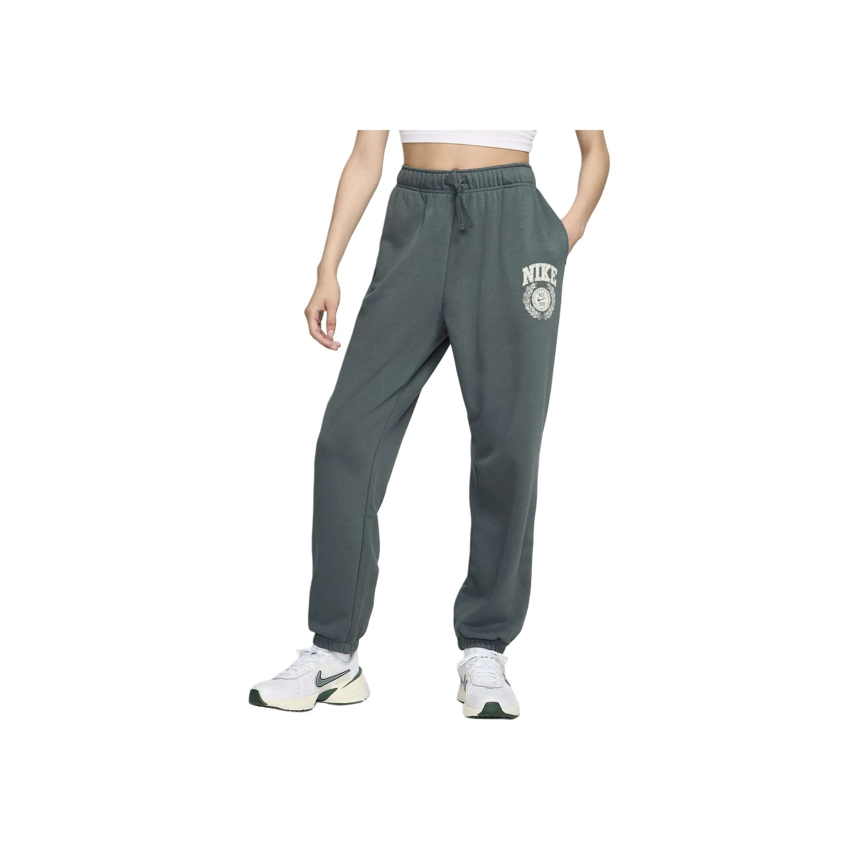 Nike Sportswear Club Fleece Women's Oversized Mid-Rise Sweatpants