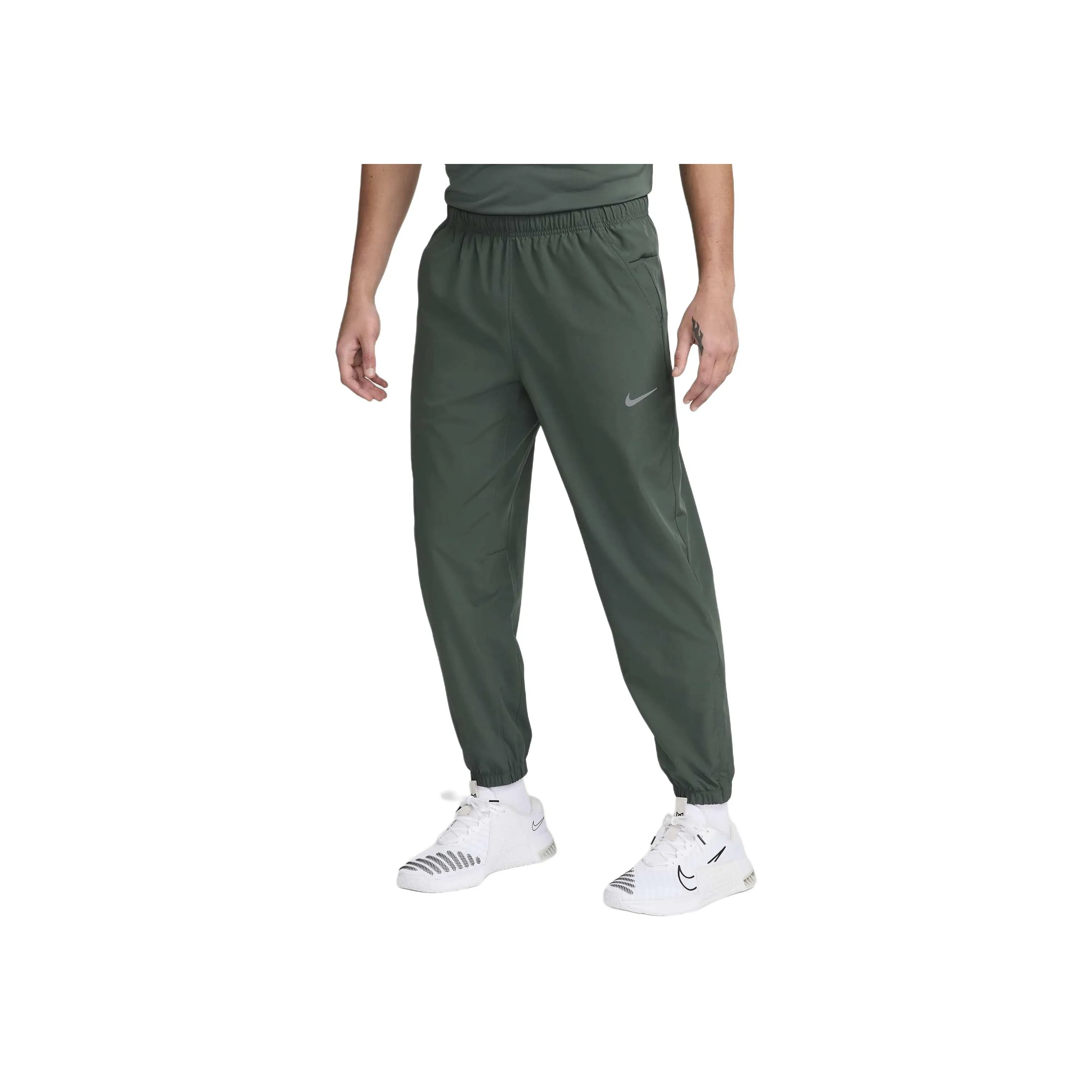 Nike Form Men's Dri-FIT Tapered Versatile Pants