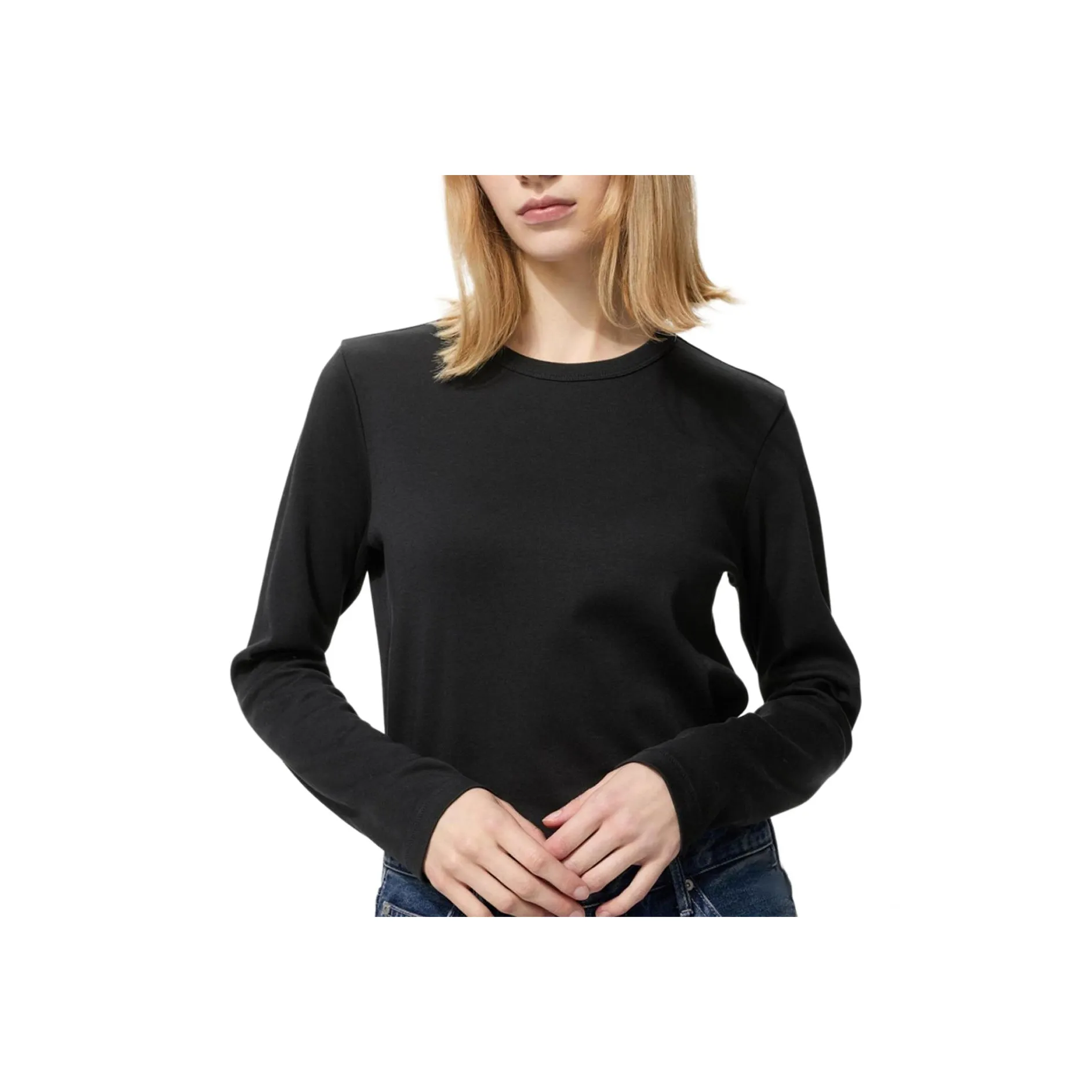 UNIQLO Черные Женские T-рубашки