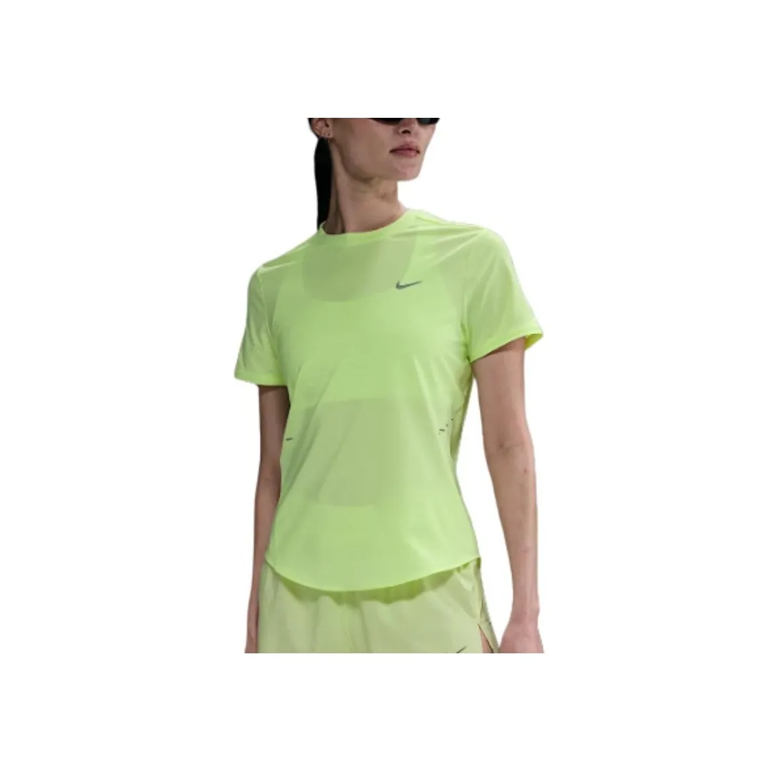 Nike Swift Women's Dri FIT Short Sleeve Running Top