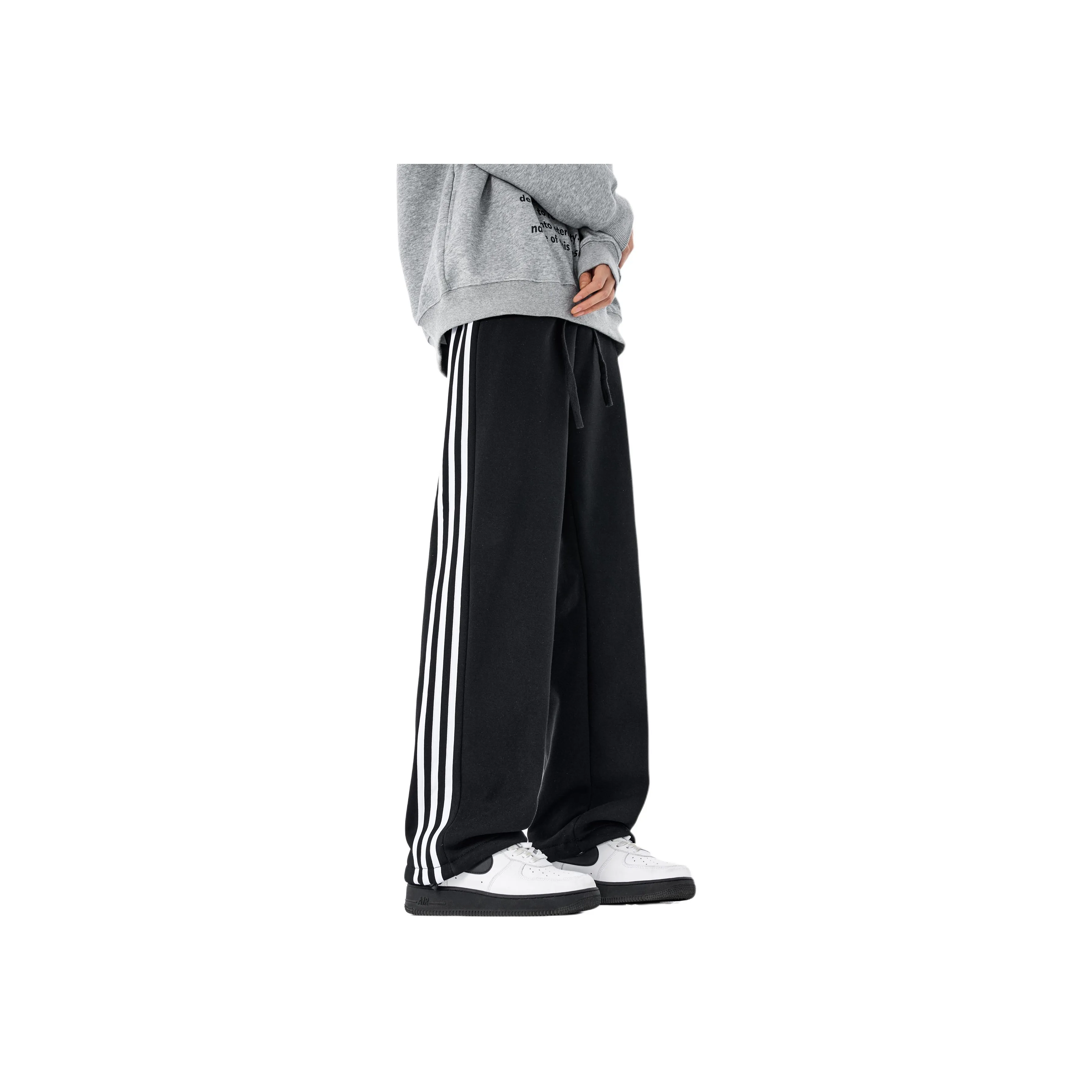 KADAKADA SUITE Knitted Sweatpants Unisex