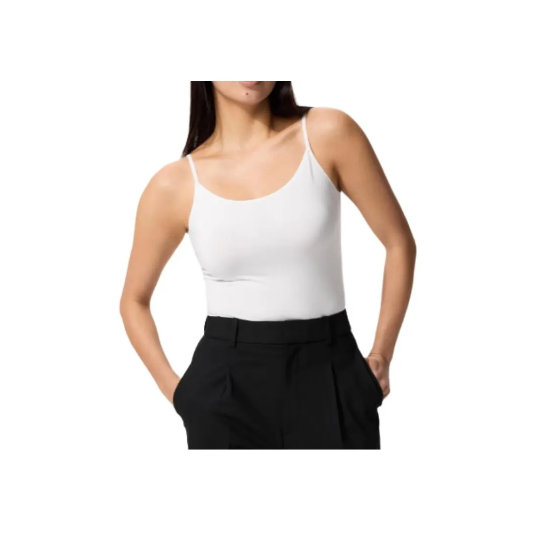 UNIQLO Белые Женские Топы