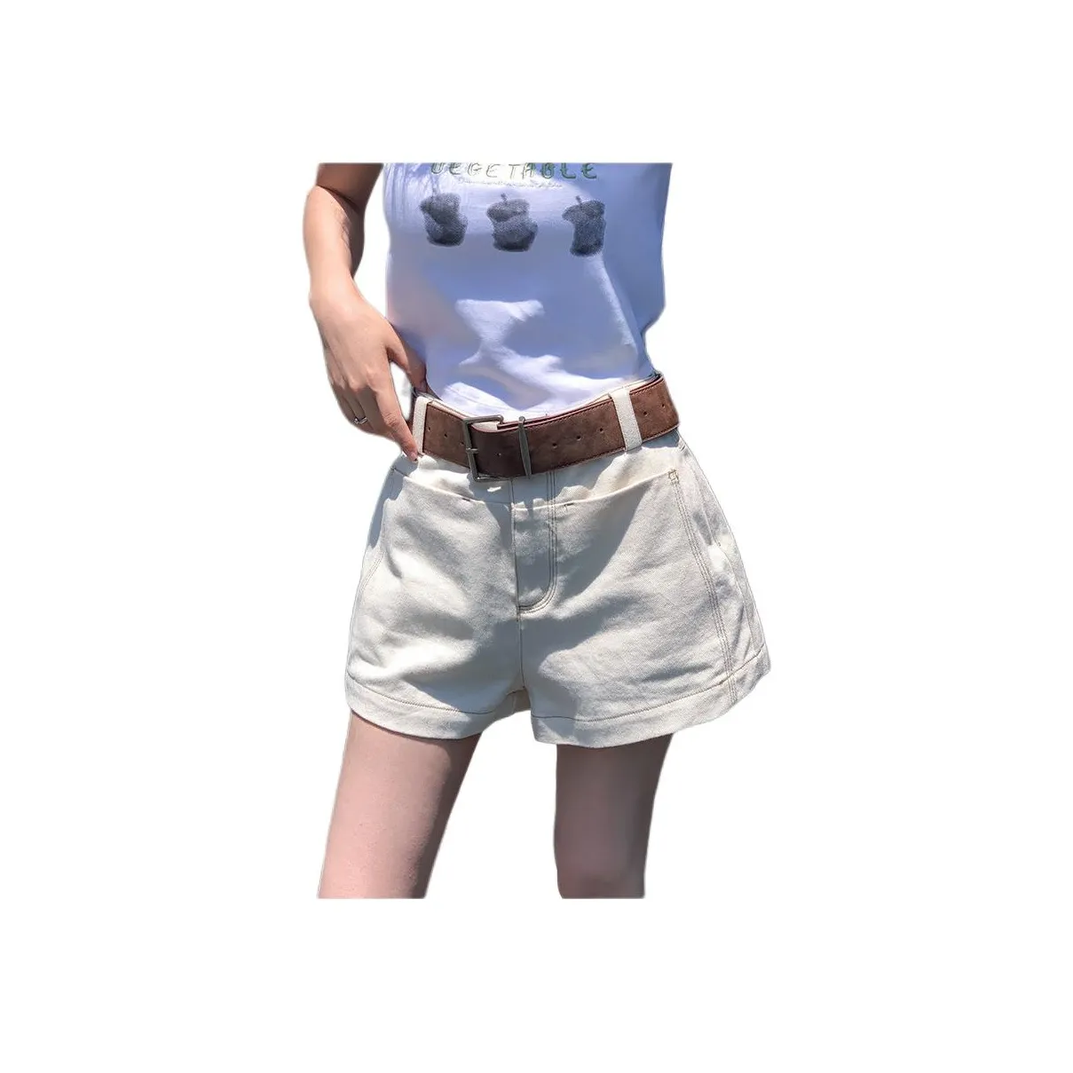 NANING9 Джинсовые шорты Женские Ecru