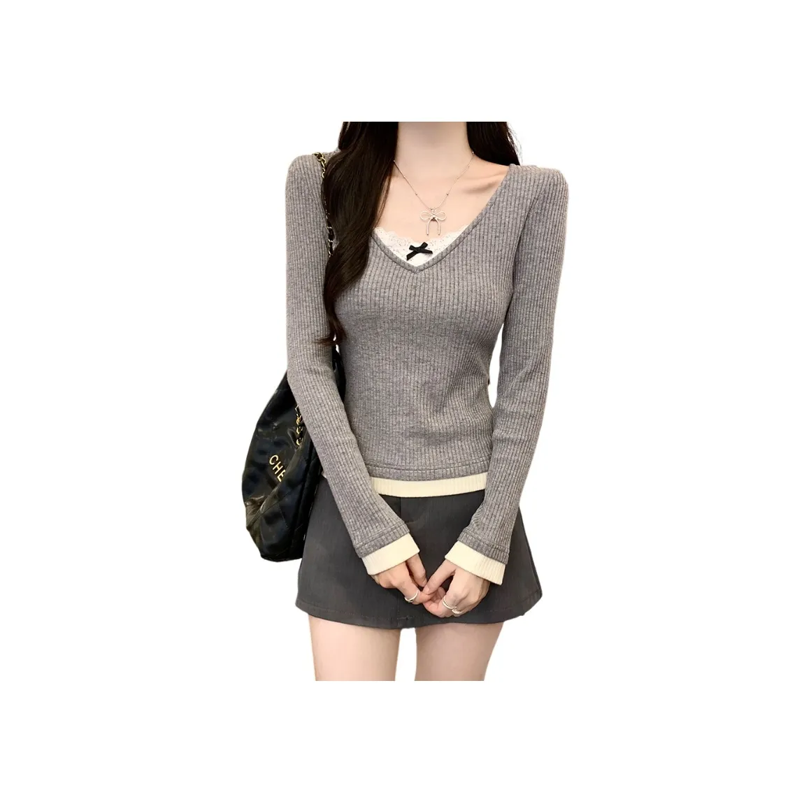 Flowers in water T-Shirt Женская