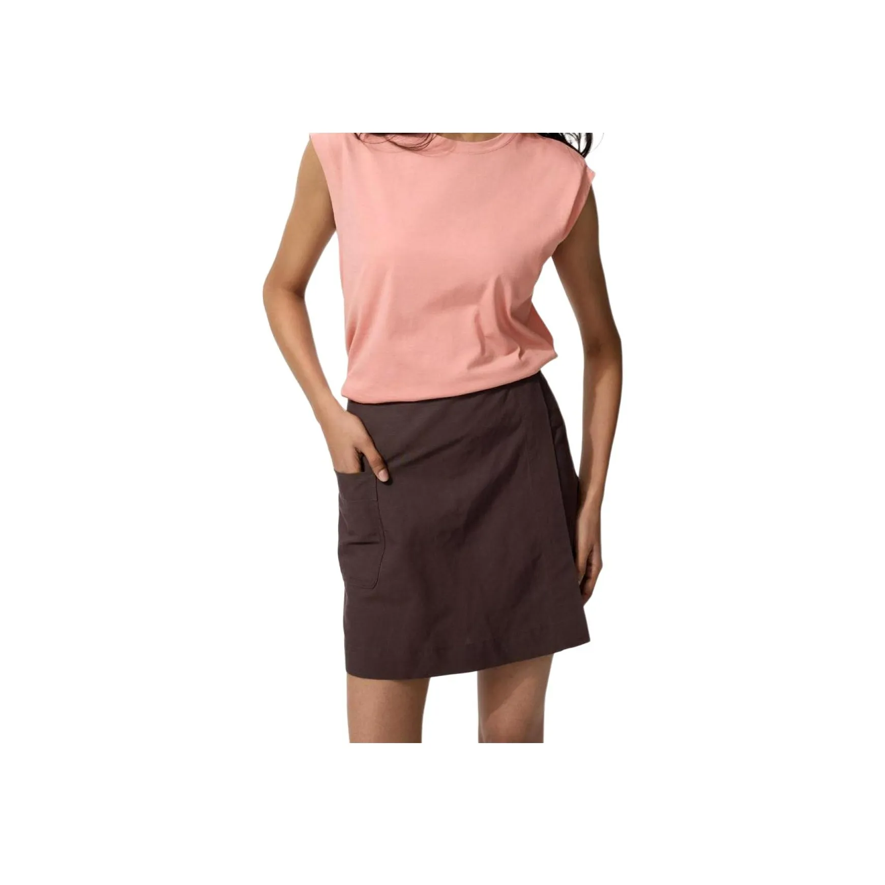 UNIQLO Повседневные шорты женские цвет темная умбра