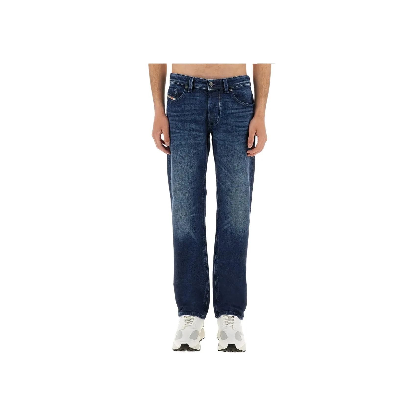 DIESEL Larkee Jeans