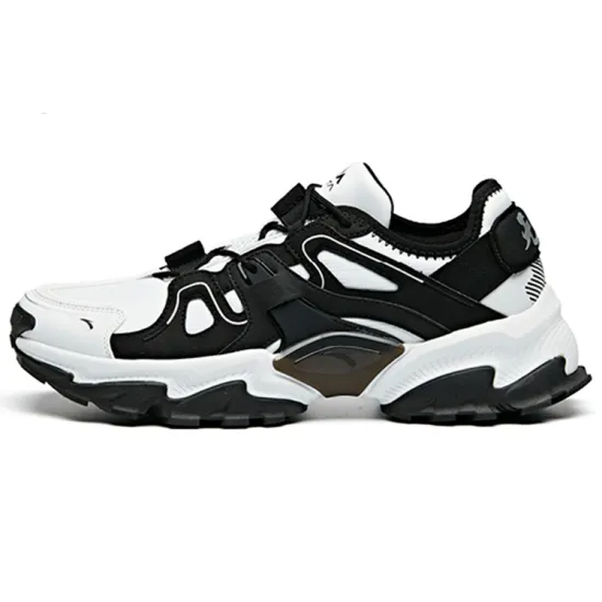 ANTA Hiking / Trekking Shoes Men Low-Top Black White