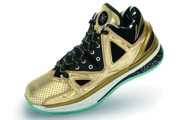 Li Ning WOW 2 Trendy Slip Resistant Lightweight Non slip Lightweight Mid top Basketball Shoes Men’s Black Gold