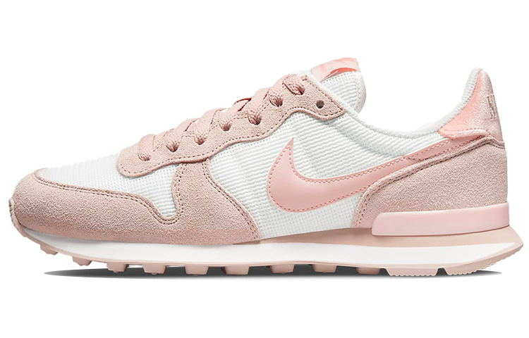 Nike Internationalist