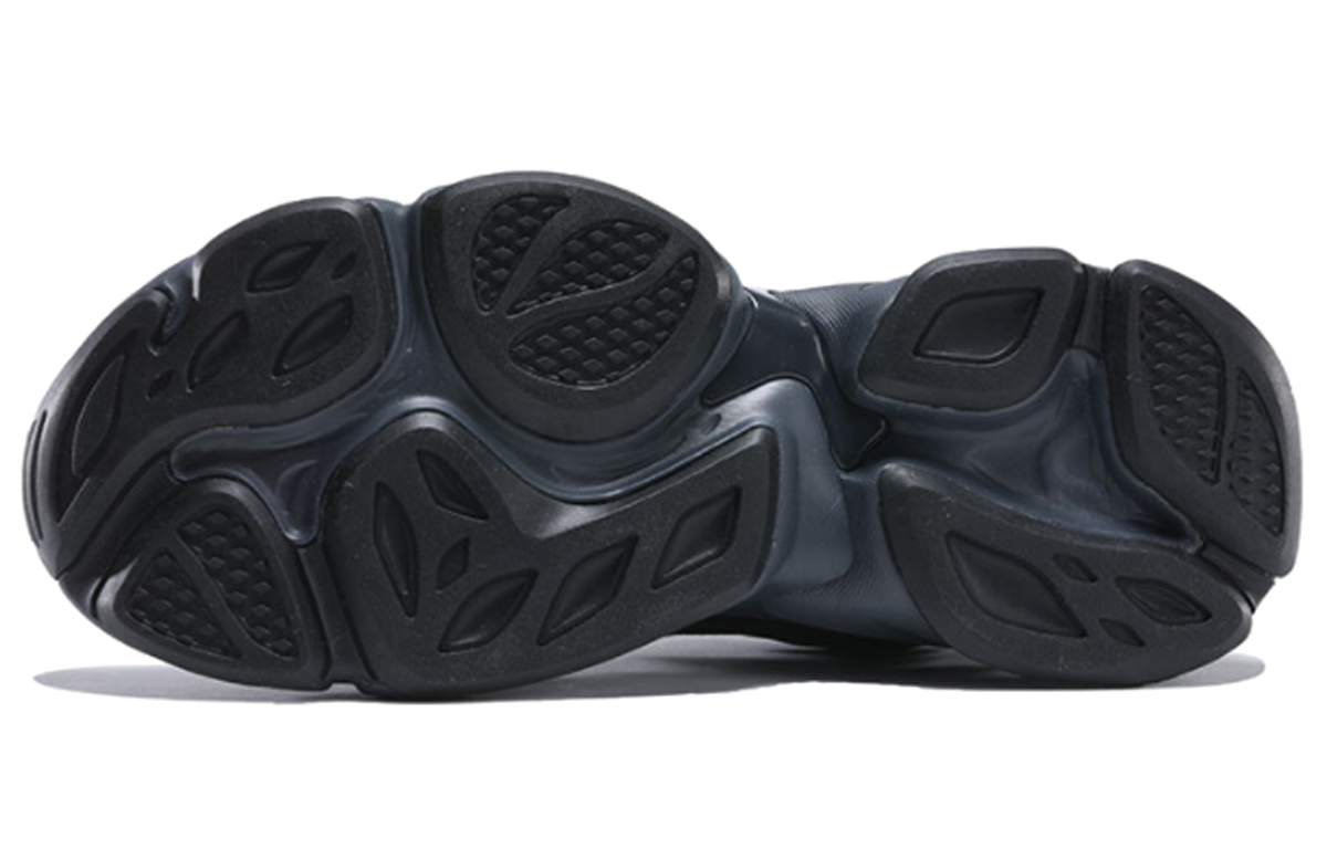 PEAK Vintage Textile, Synthetic Leather Cushioning Slip Resistant Abrasion Resistant Low top Running Shoes Men’s Black