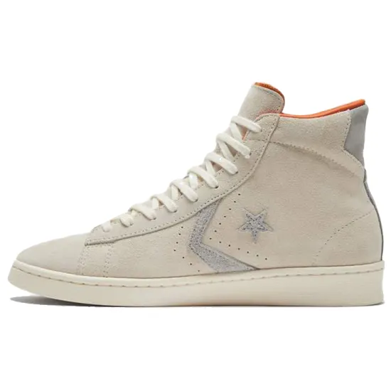 Converse Pro Leather Bugs Bunny 80th Anniversary