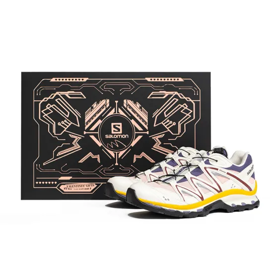 SALOMON XT-Quest Hiking / Trekking Shoes Unisex Low-top Pink