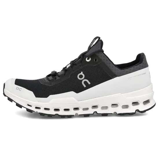 On Running Cloudultra Black White