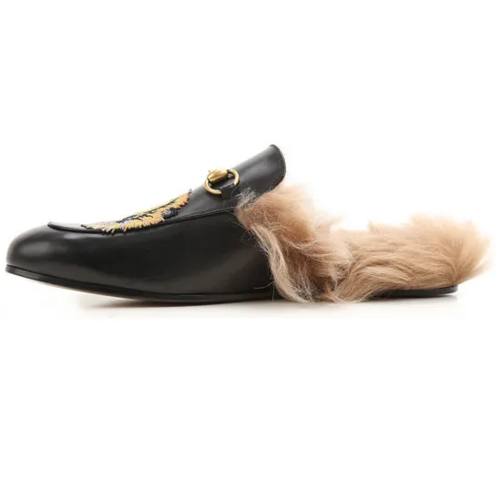 GUCCI Closed Toe Slippers Men