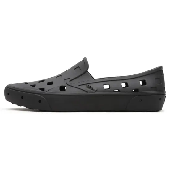 Vans Trek Slip-On Triple Black