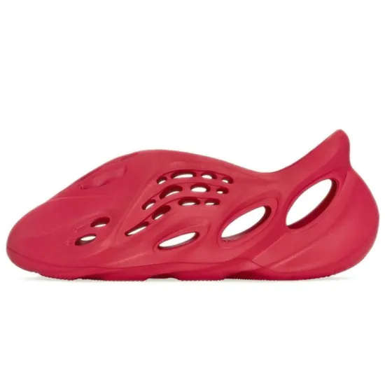 Adidas Yeezy Foam RNNR Vermillion