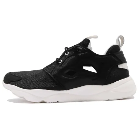 Reebok Furylite Cozy Wear-Resistant Black