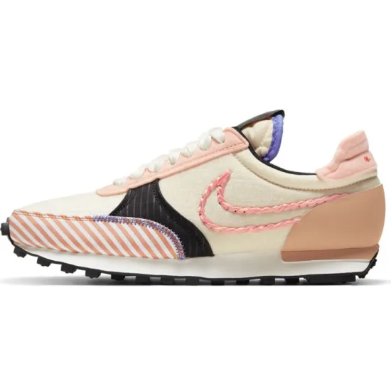 Nike Daybreak Type Crimson Tint Women's