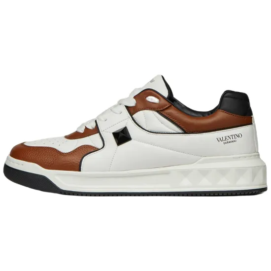 Valentino Garavani Rockstud Low-Top Sneakers