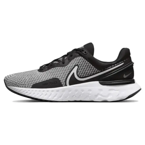 Nike React Miler 3 Black Metallic Silver
