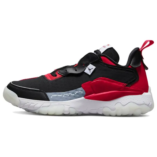 JORDAN Delta 2 Se 'Black University Red'
