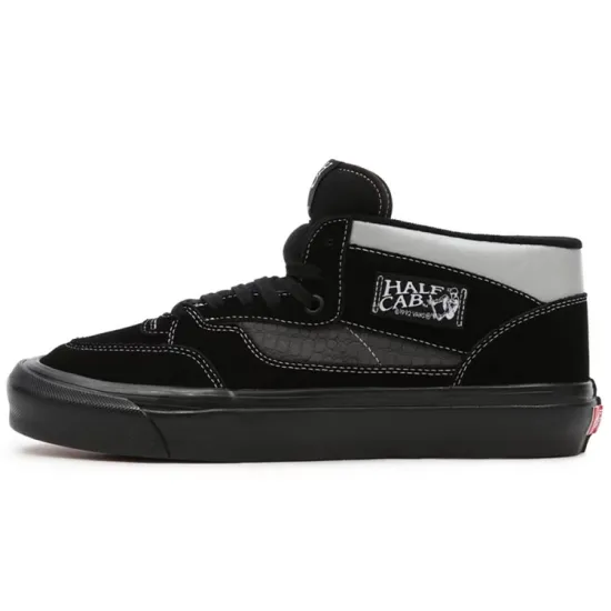 Half Cab Vans 33 Dx 'Black Crocodile'