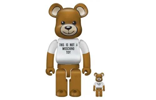 BE@RBRICK X MOSCHINO MACAU trendy doll 2020 Macau exclusive
