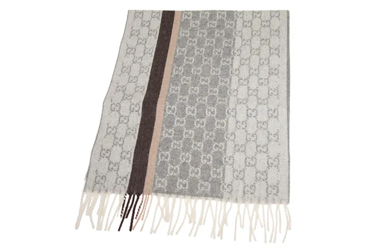 GUCCI Gg Logo Scarf