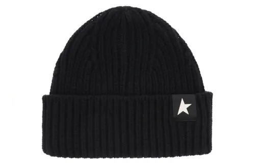 Golden Goose Deluxe Brand Star Patch Ribbed Beanie