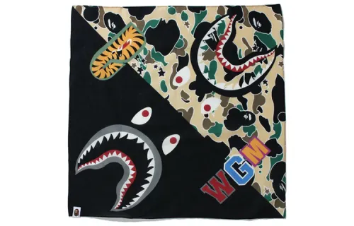 A BATHING APE Sta Camo Shark Bandana
