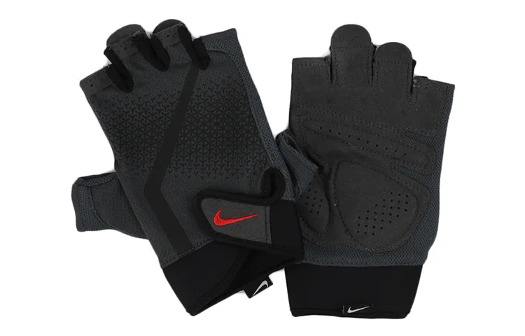 Nike Sports Gloves Men's