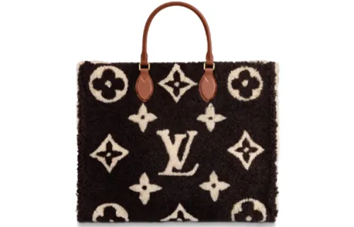LOUIS VUITTON Onthego Monogram Teddy Fleece Brown