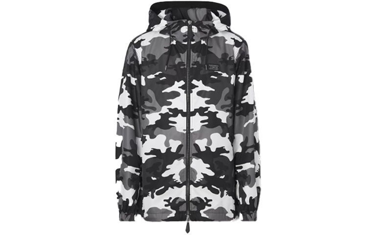 Burberry  Logo  