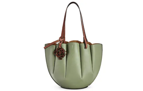 LOEWE Shoulder Bags