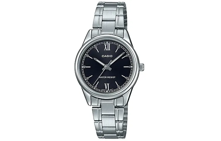 CASIO Women's Standard Series Black Watch LTP-V005D-1B2