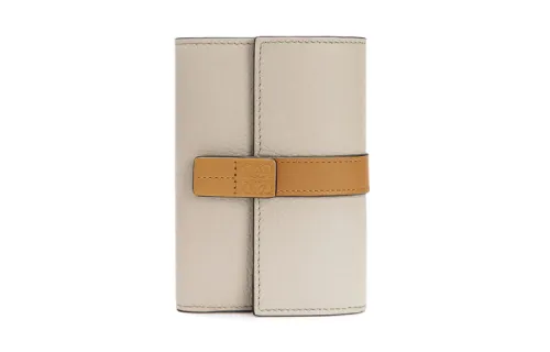 LOEWE Long Grain Calfskin Wallet Women's Oat