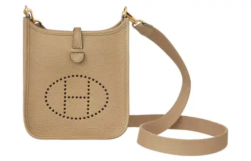 HERMES Evelyne Clemence Bullock Leather Crossbody Bag, Shoulder Bag 16 Women's S2 Trench Coat Beige