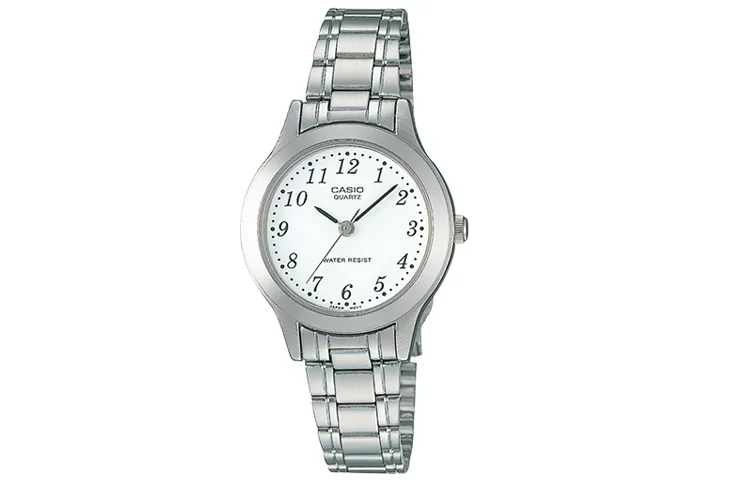 CASIO Women's Standard Series White Watch LTP-1128A-7B
