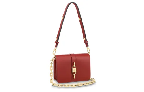 LOUIS VUITTON Shoulder Bags