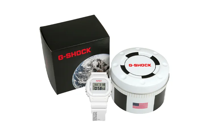 CASIO Men G-SQUAD Series Gray Watch