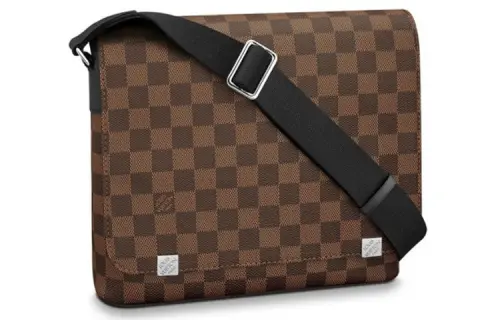 【Pre-Owned】2019 pre-owned Damier Ebène District Pm crossbody bag