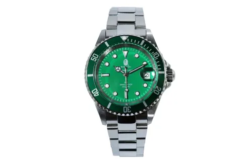 A BATHING APE Type 1 Bapex Watch Silver/Green