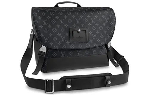 LOUIS VUITTON Cow Leather Shoulder Bag, Crossbody Bag Medium Men's Black