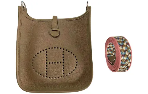 HERMES Evelyne Taurillon Maurice Bullock Leather Crossbody Bag, Shoulder Bag 16 Women's D0 Beige Weimar Dog Beige