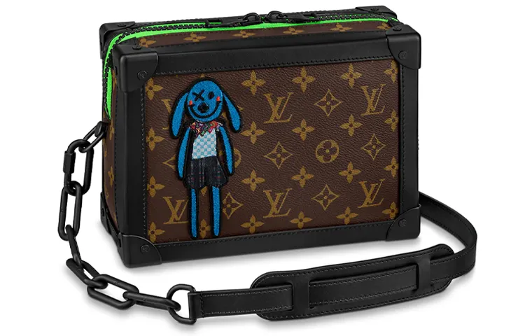 LOUIS VUITTON Soft Trunk