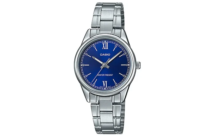 CASIO Women's Standard Series Blue Watch LTP-V005D-2B2