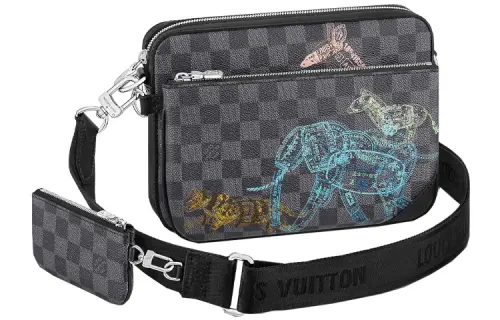 LOUIS VUITTON Trio Messenger Damier Graphite