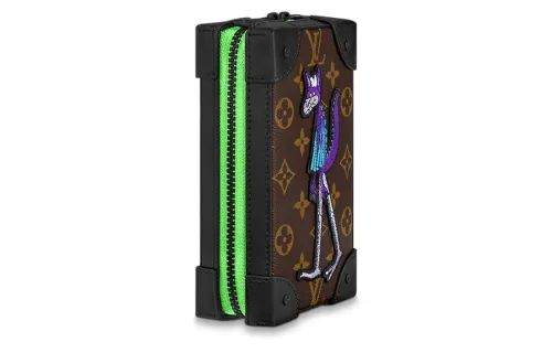 LOUIS VUITTON Soft Trunk Phone Box
